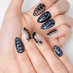 Dark Scale — press-on nails faits main Mimi
