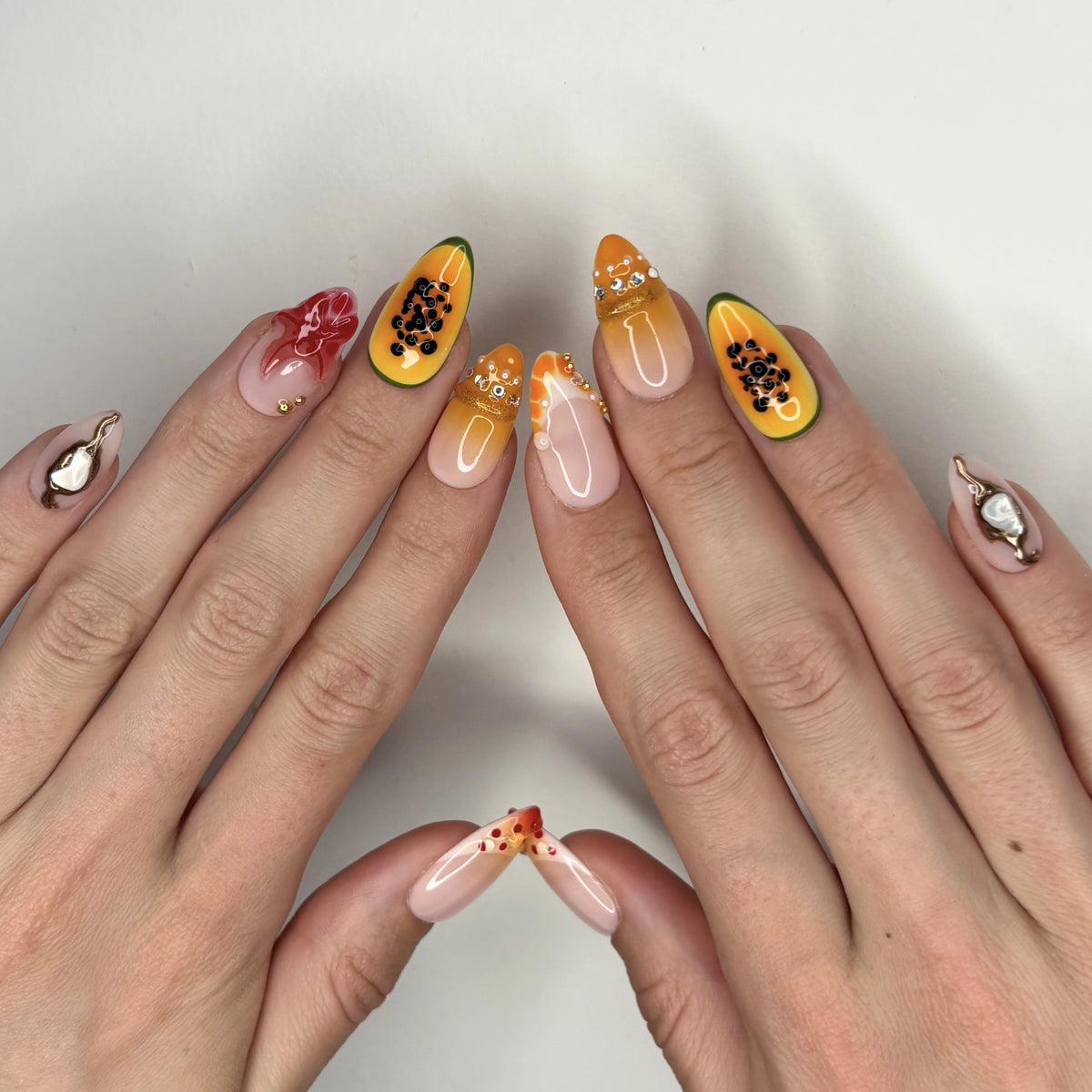 Papaye — press-on nails faits main Mimi