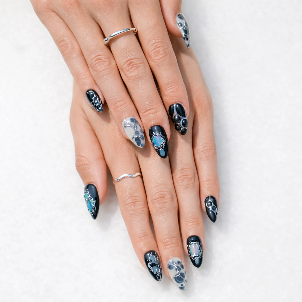 Eclipse Mood — press-on nails faits main Mimi