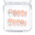 White Lace — press-on nails faits main Mimi