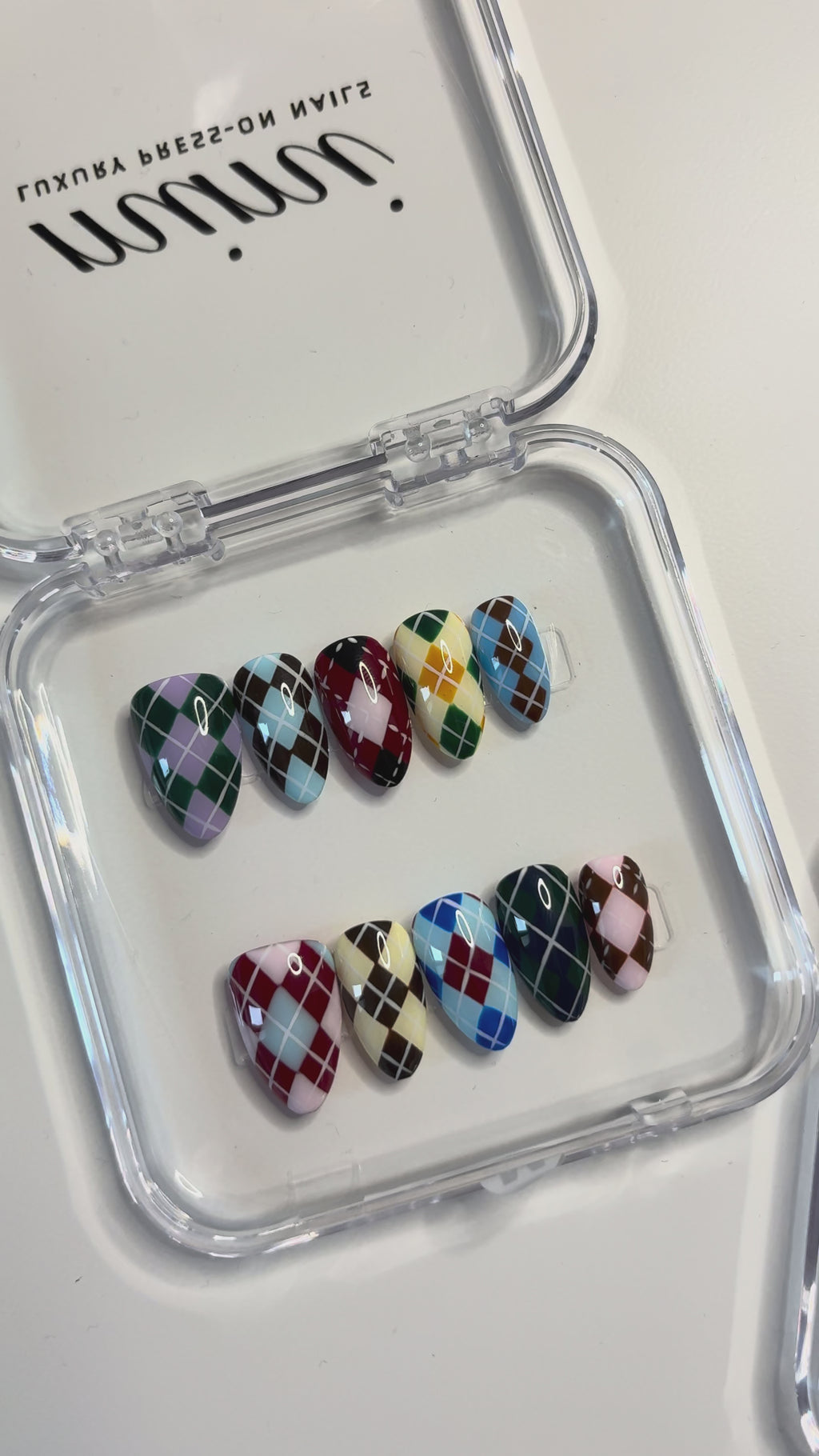 Argyle Pop